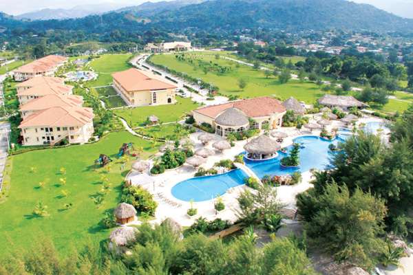Hotel La Ensenada Beach Resort, Tela